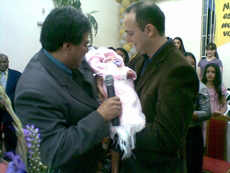 Apresentação da Filha do irmão Fagner 20112010(017).jpg